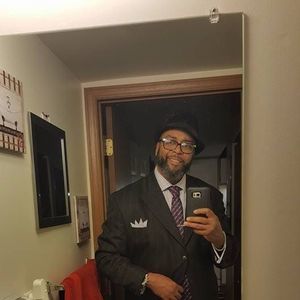 Meet your Posher, Jeffrey